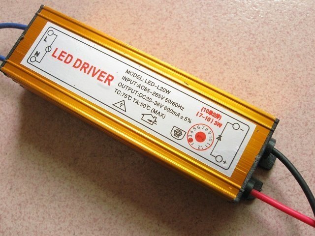 Transformador Driver LED 20/36v CC 600mAh